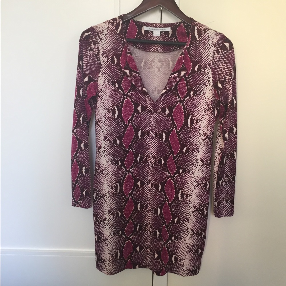 DVF snake print dress 100% silk size 4